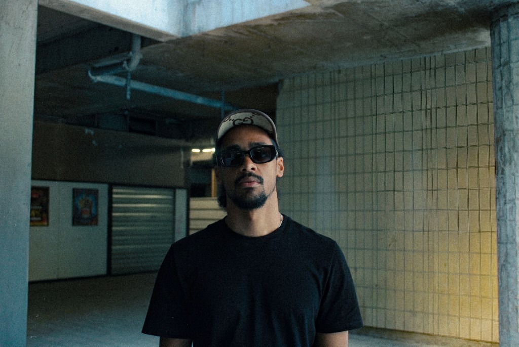 OB — parking, lunettes